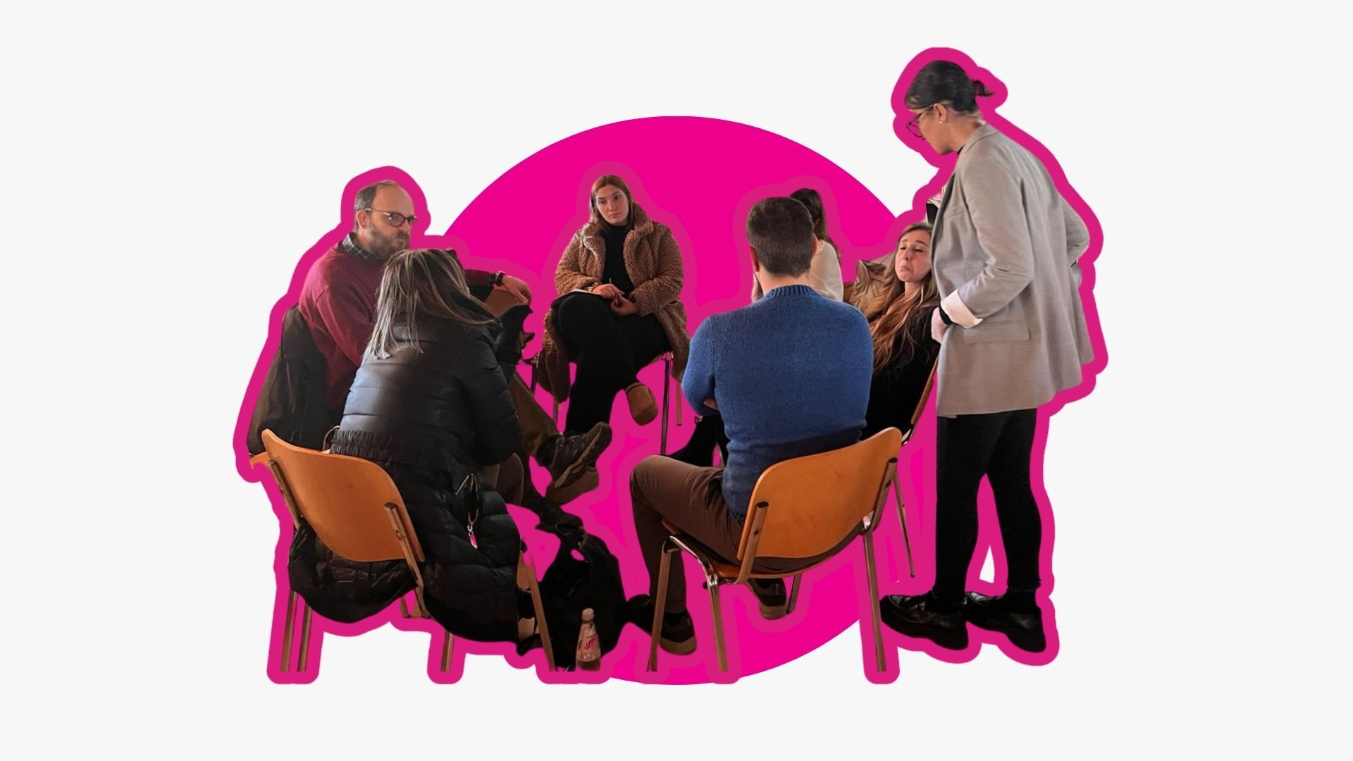 Persone che si confrontano durante la didattica